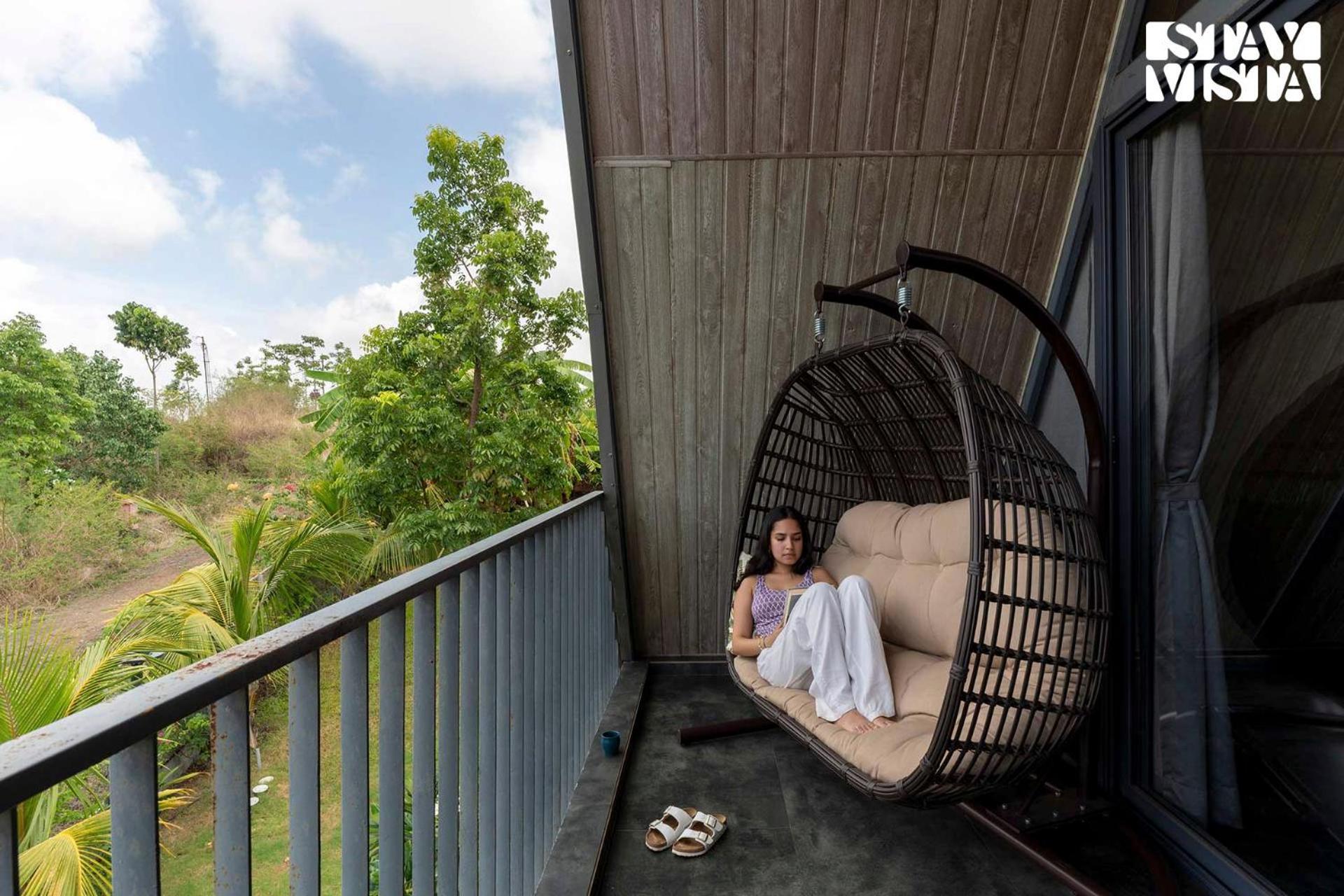 Stayvista'S Celeste Villa - Hill-View Retreat With Infinity Pool Nashik Luaran gambar
