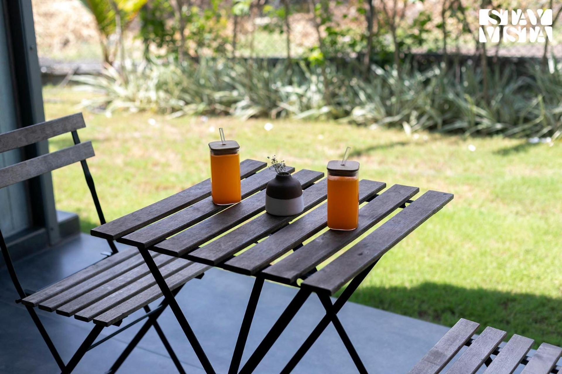 Stayvista'S Celeste Villa - Hill-View Retreat With Infinity Pool Nashik Luaran gambar