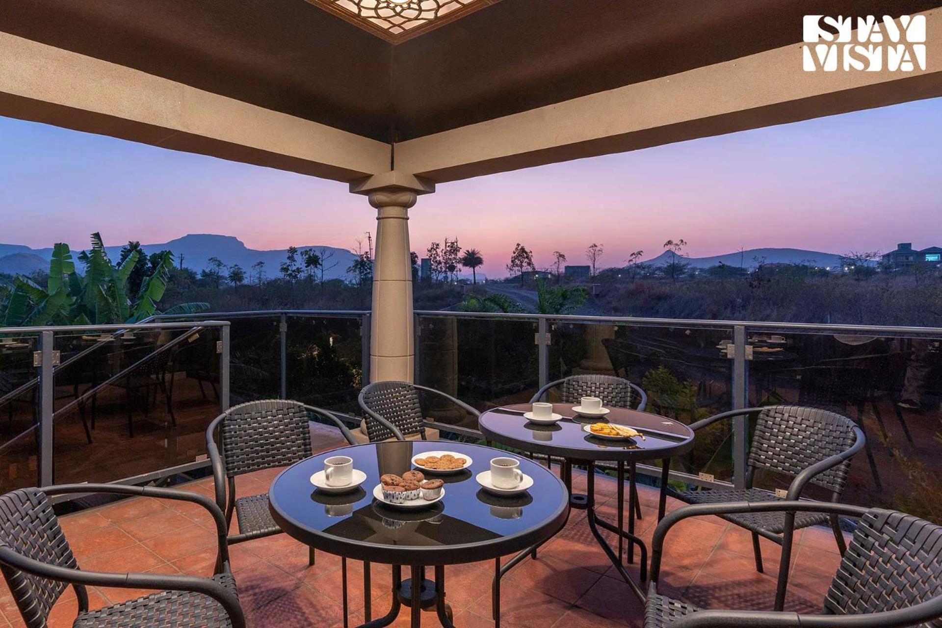 Stayvista'S Celeste Villa - Hill-View Retreat With Infinity Pool Nashik Luaran gambar